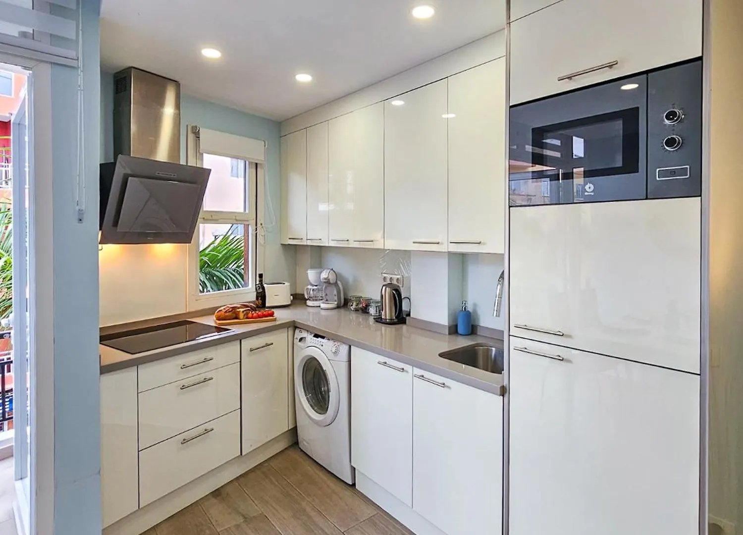 Palms2Beach Appartement - 200M Van Strand Met Airco En Wifi Los Cristianos  Lägenhet