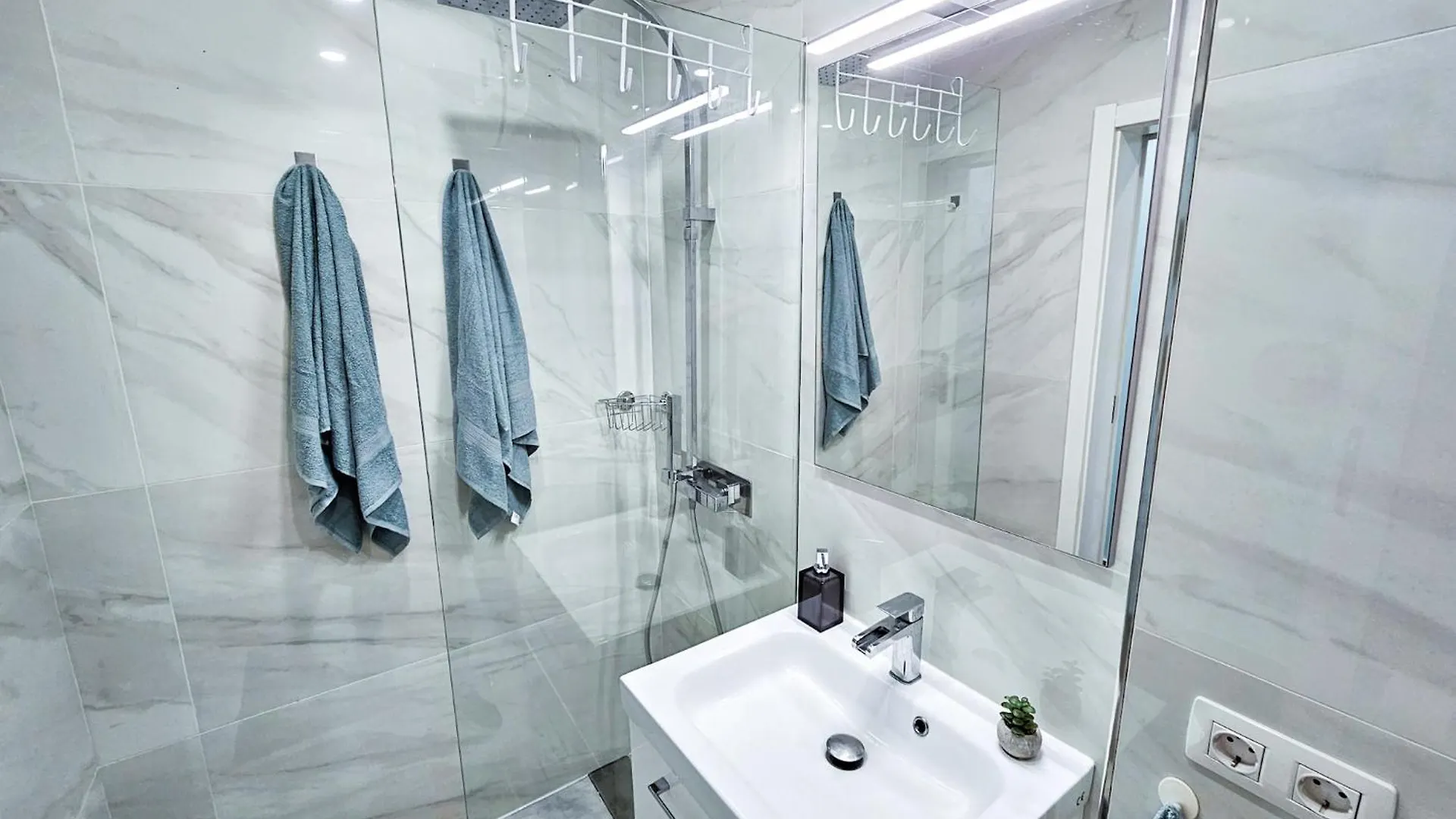 Palms2Beach Appartement - 200M Van Strand Met Airco En Wifi Лос Кристианос Апартаменты